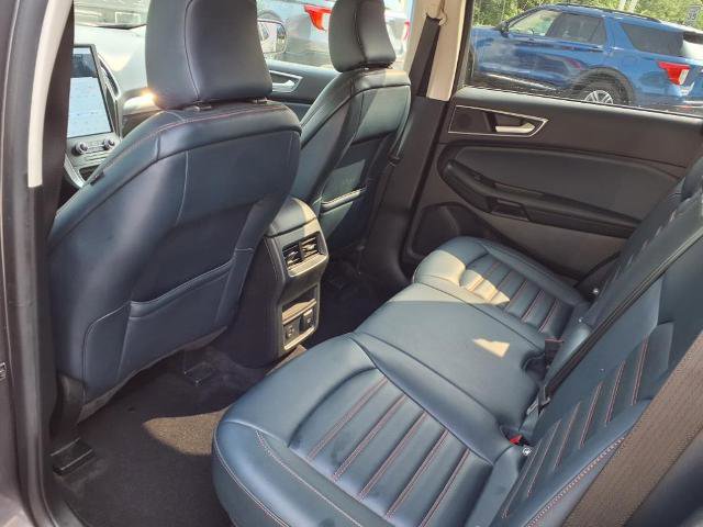 Certified 2022 Ford Edge SEL w/ Sport Appearance Package image 11