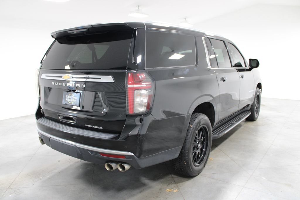 Used 2022 Chevrolet Suburban Premier RWD image 10