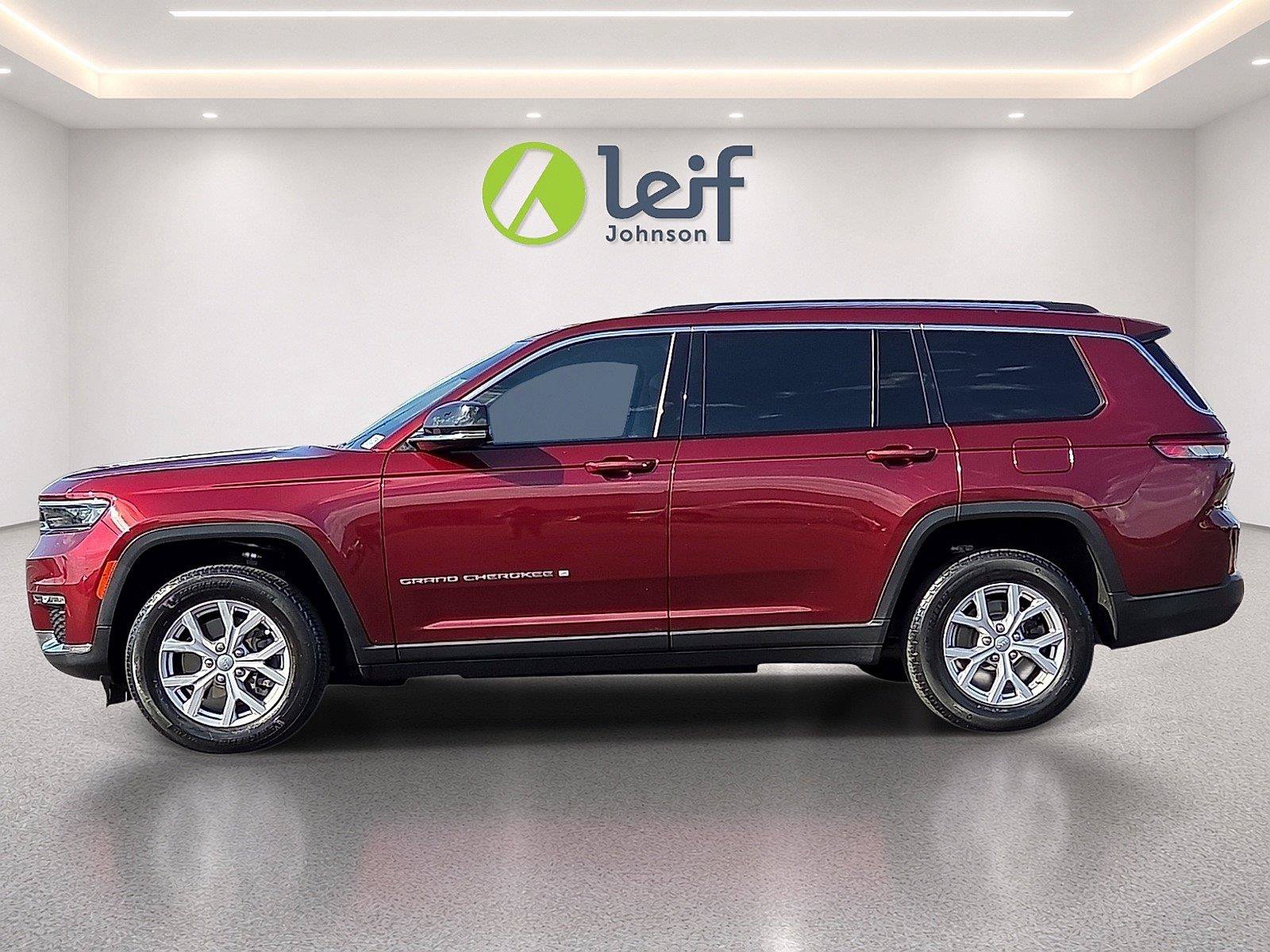 Used 2022 Jeep Grand Cherokee L Limited AWD/4WD image 4