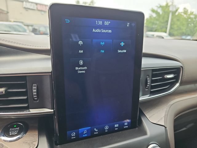 Certified 2020 Ford Explorer Platinum w/ Premium Technology Package AWD/4WD image 27