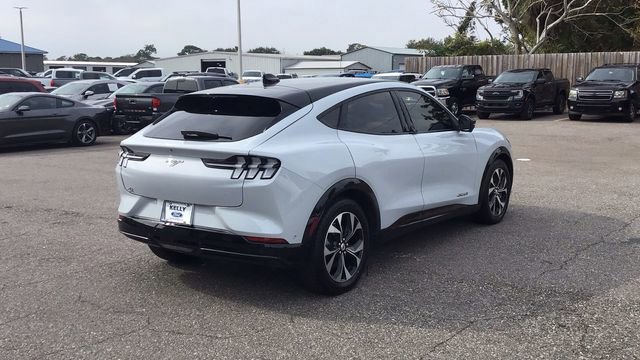 Certified 2022 Ford Mustang Mach-E Premium image 5