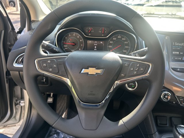 Used 2017 Chevrolet Cruze LT w/ Convenience Package FWD image 19