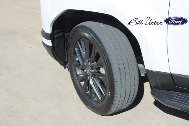 Used 2024 Lexus GX 550 w/ Accessory Package (31) AWD/4WD image 9