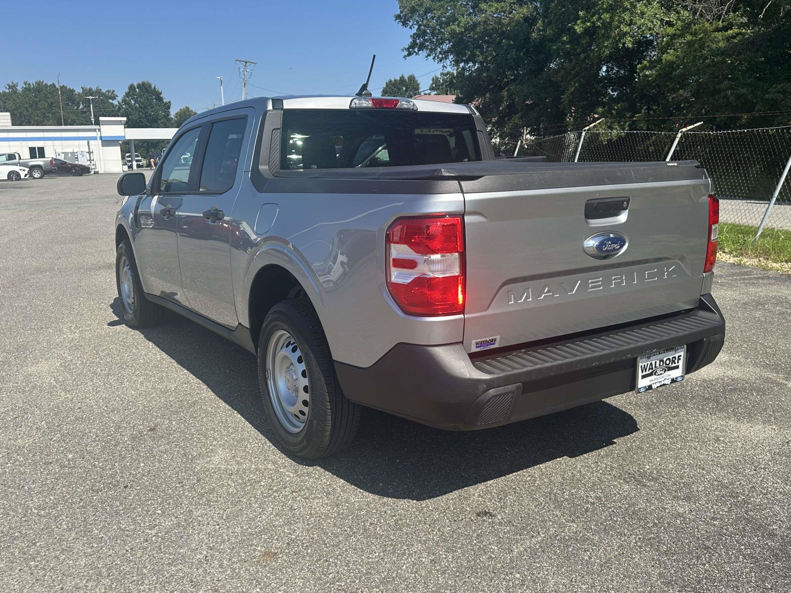 Certified 2023 Ford Maverick XL FWD image 4