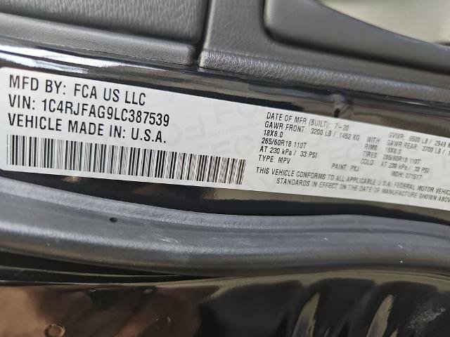 Used 2020 Jeep Grand Cherokee Laredo w/ Quick Order Package 2BN North AWD/4WD image 34