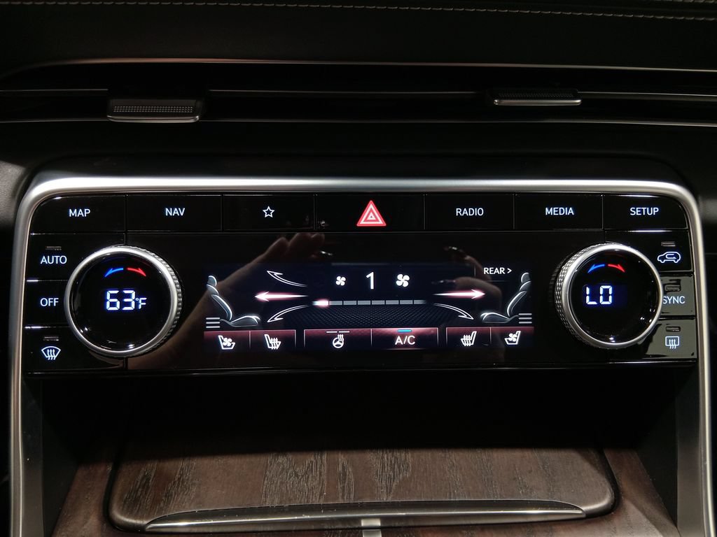 Used 2022 Genesis GV80 3.5T Advanced + AWD/4WD image 22