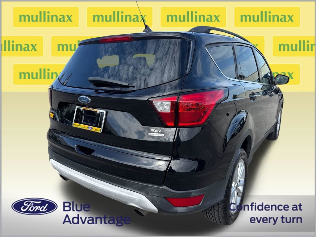 Certified 2019 Ford Escape SEL FWD image 4