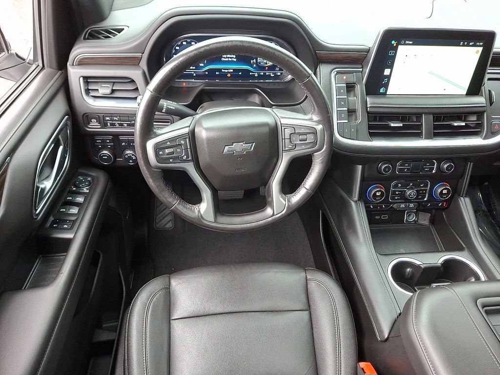 Used 2022 Chevrolet Suburban Z71 w/ Luxury Package image 14