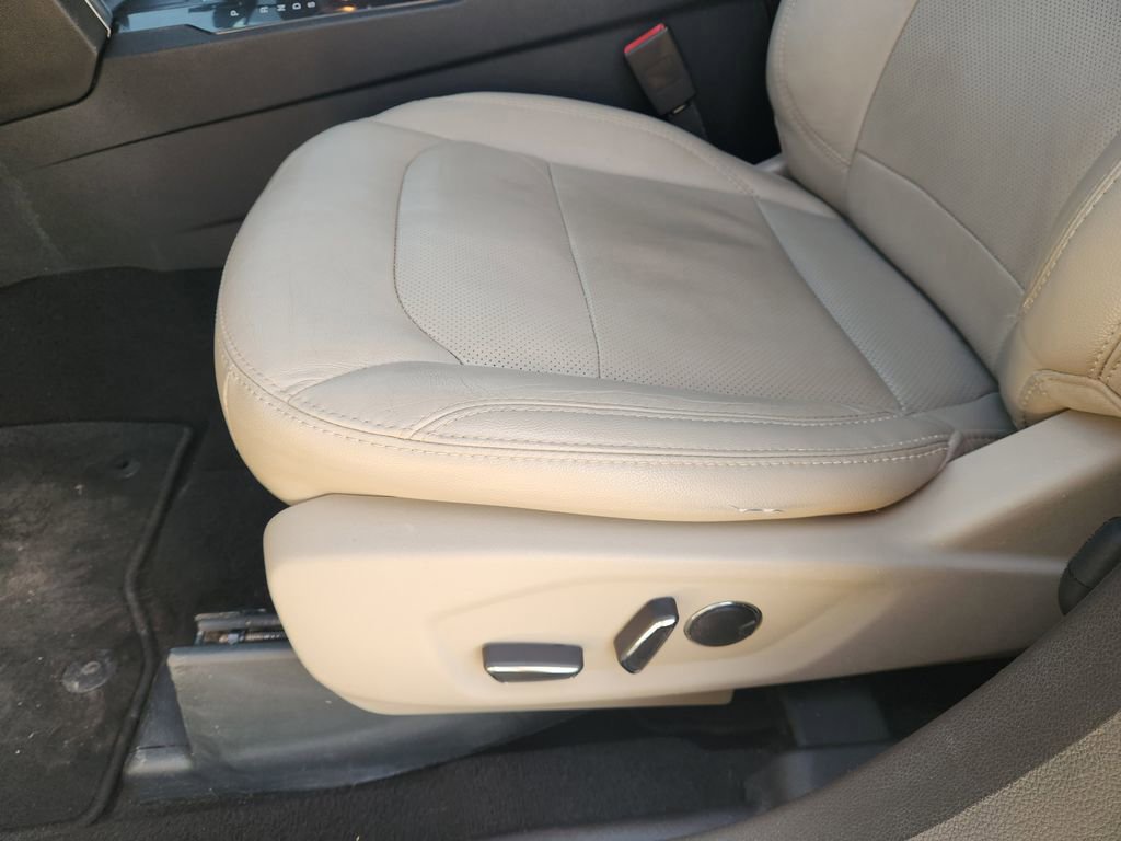 Certified 2018 Ford Explorer Limited image 23