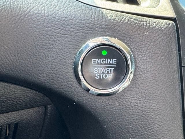 Certified 2019 Ford Edge SEL w/ Equipment Group 201A AWD/4WD image 43