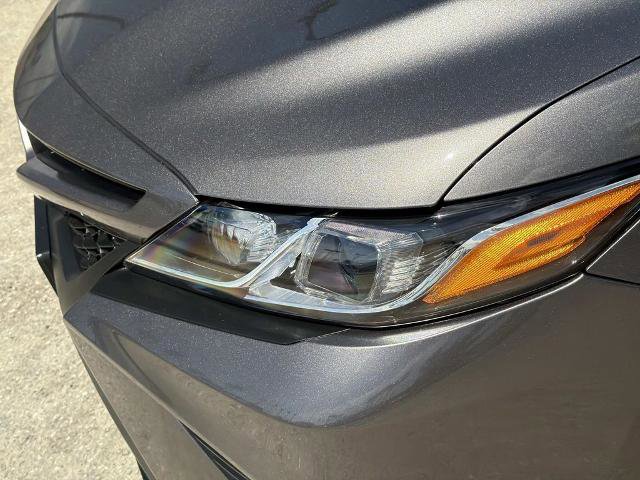 Used 2019 Toyota Camry SE w/ Convenience Package FWD image 10