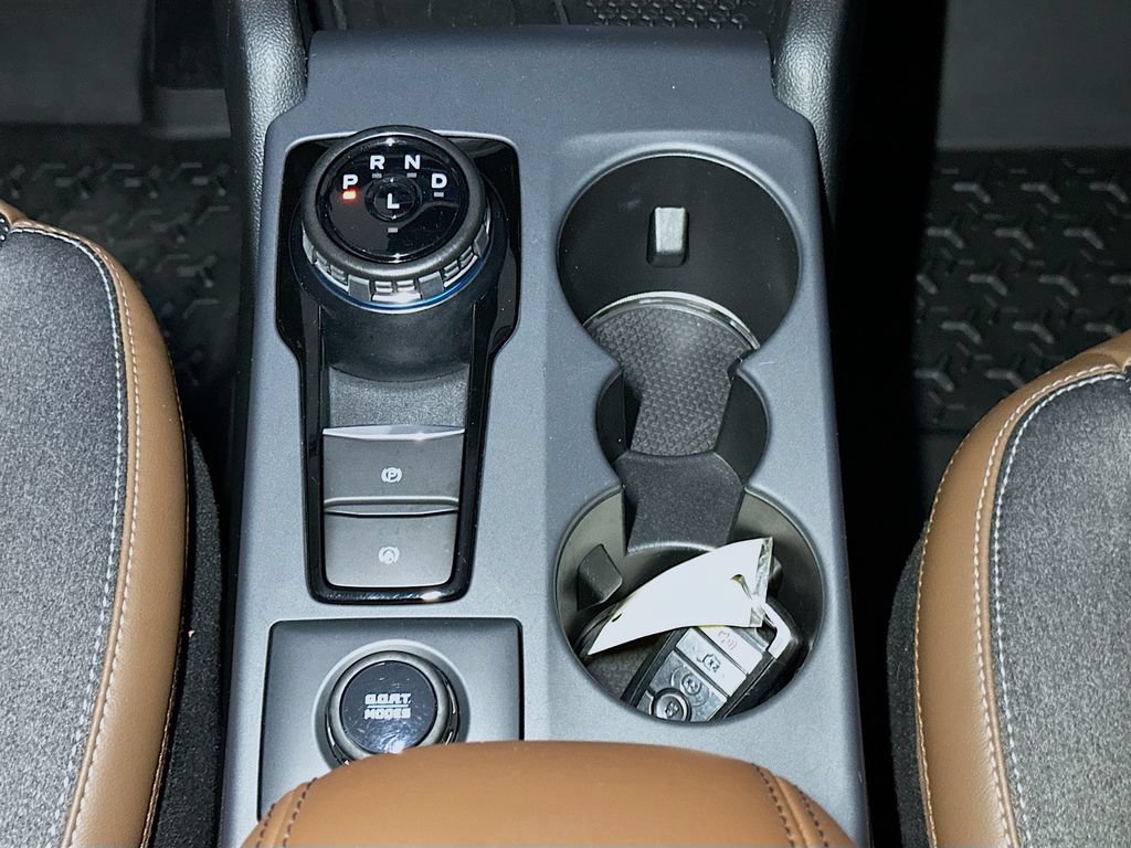 Certified 2021 Ford Bronco Sport Outer Banks w/ Outer Banks Package AWD/4WD image 14