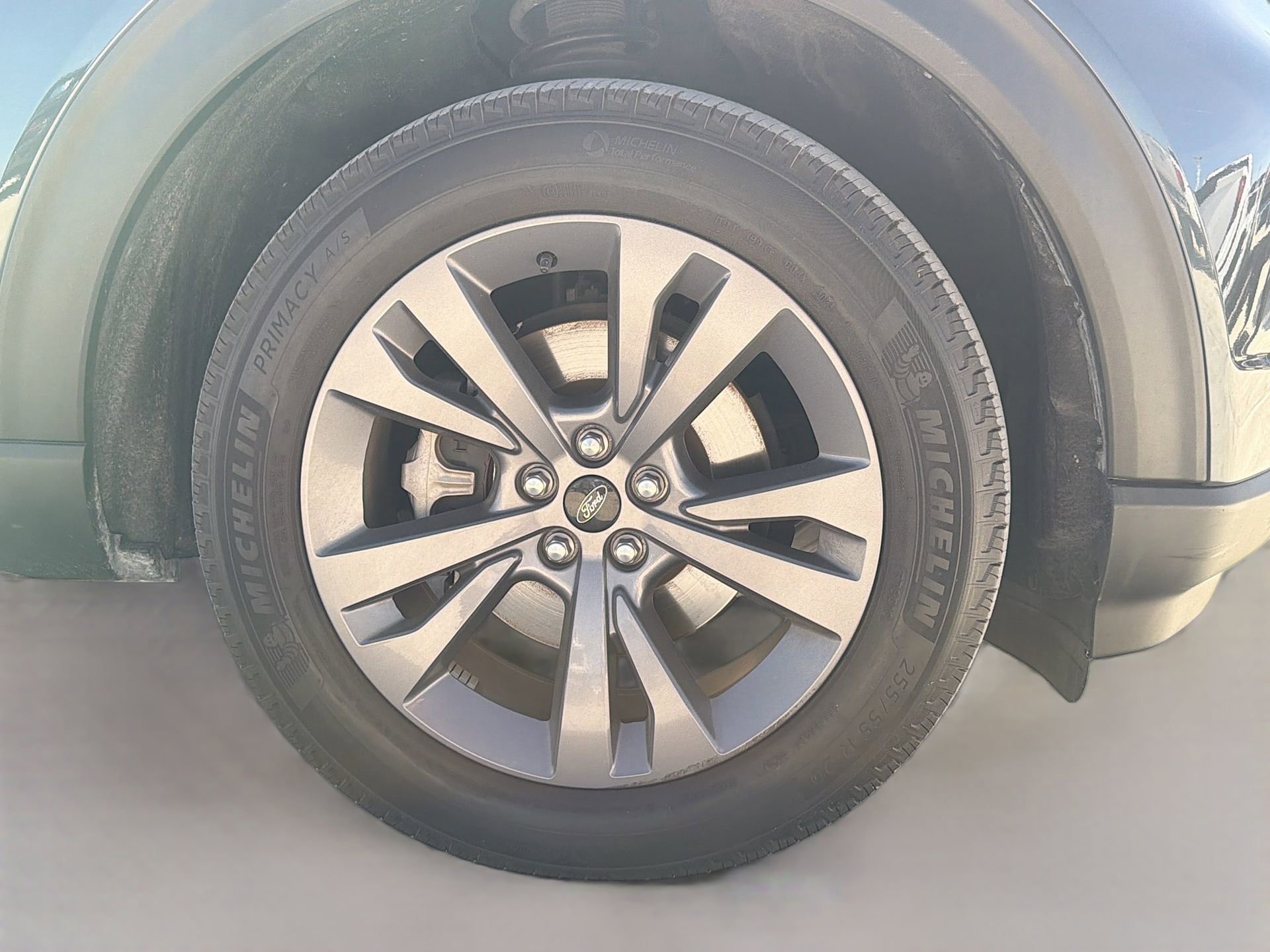 Certified 2023 Ford Explorer XLT w/ Equipment Group 202A image 33