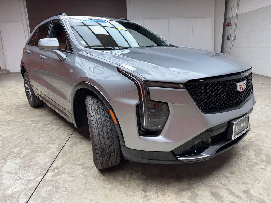 Used 2024 Cadillac XT4 Sport FWD image 8