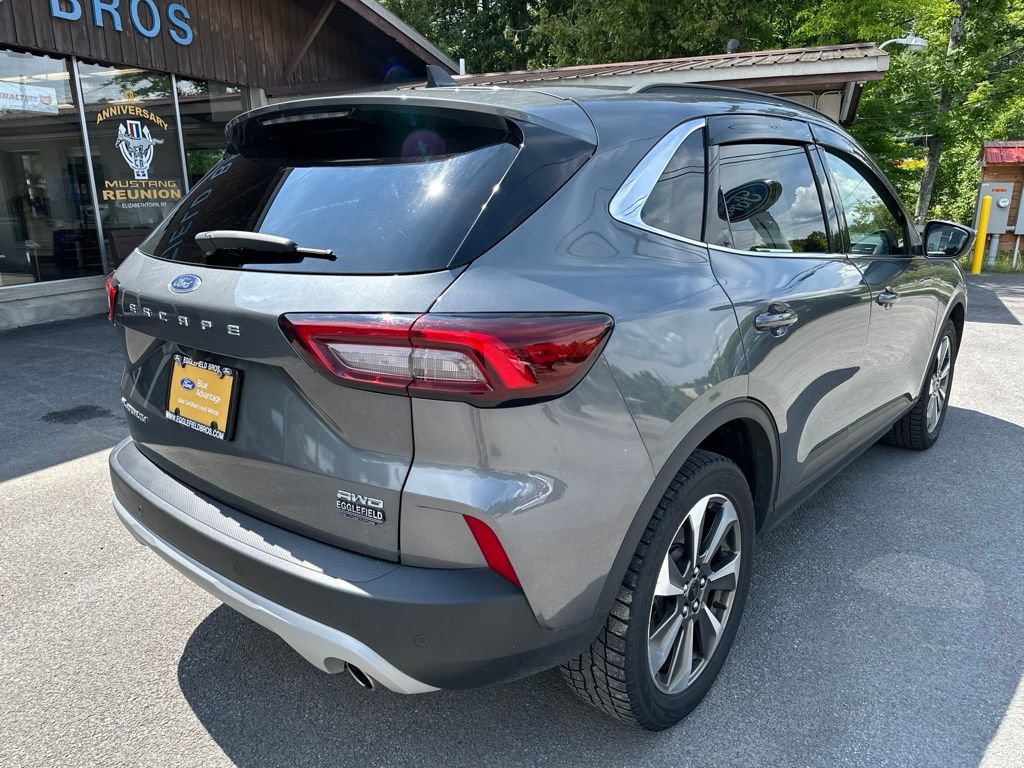 Certified 2023 Ford Escape Platinum AWD/4WD image 5