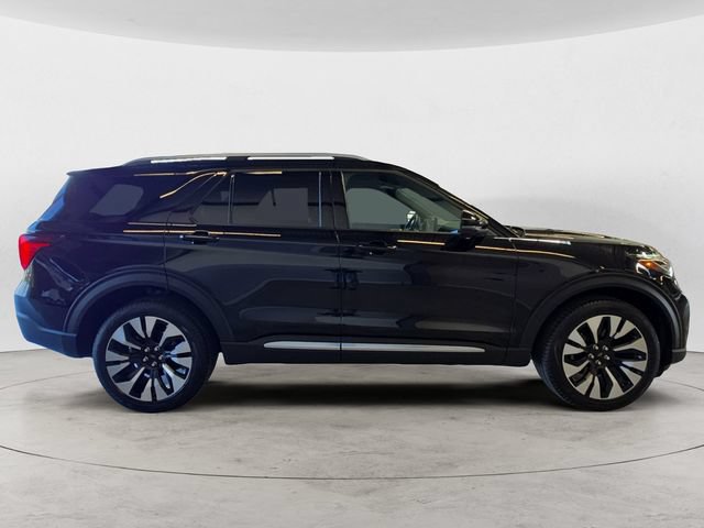 Certified 2025 Ford Explorer Platinum w/ LUX Leather Package AWD/4WD image 4