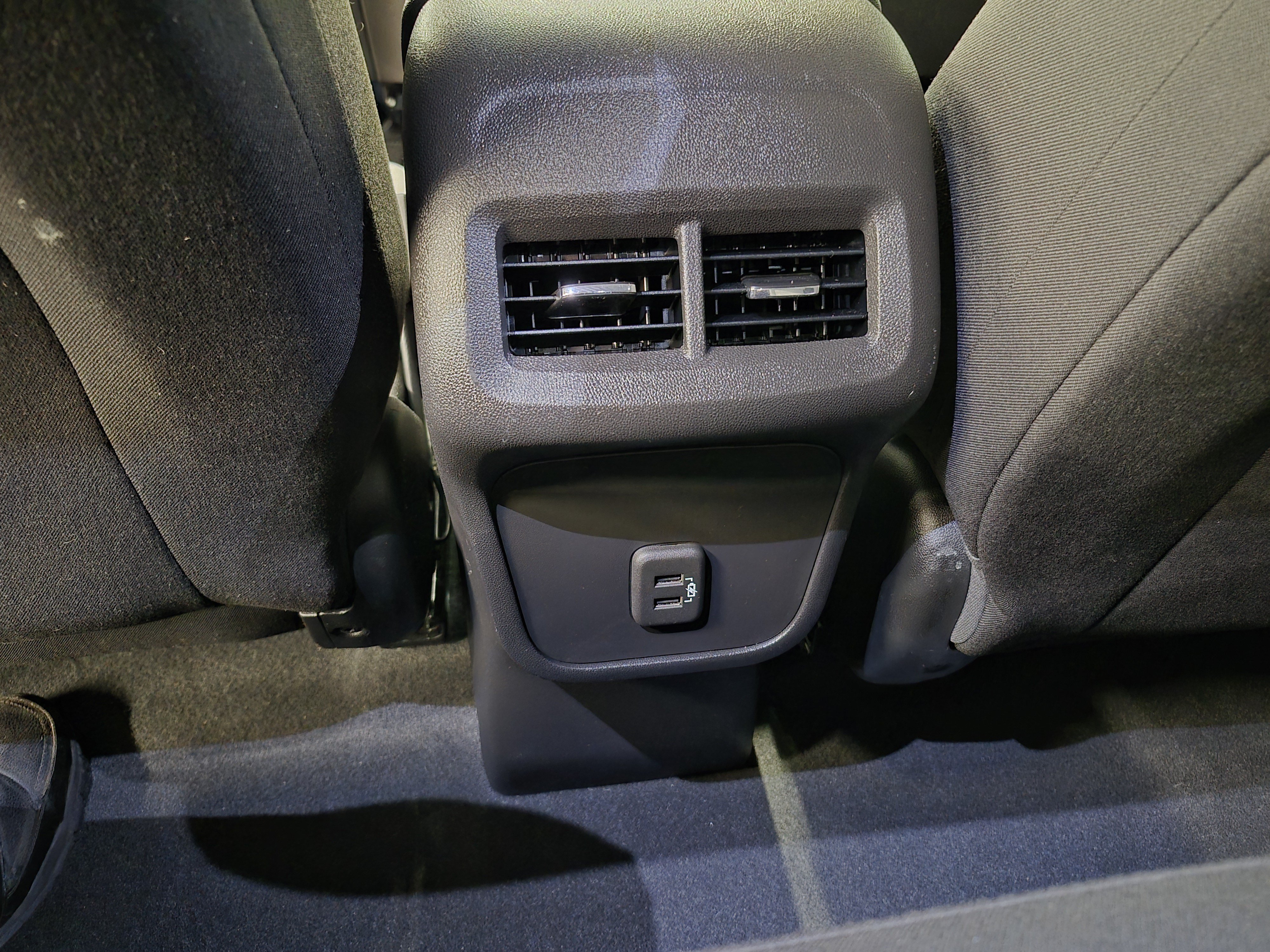 Used 2024 Chevrolet Equinox LS FWD image 16