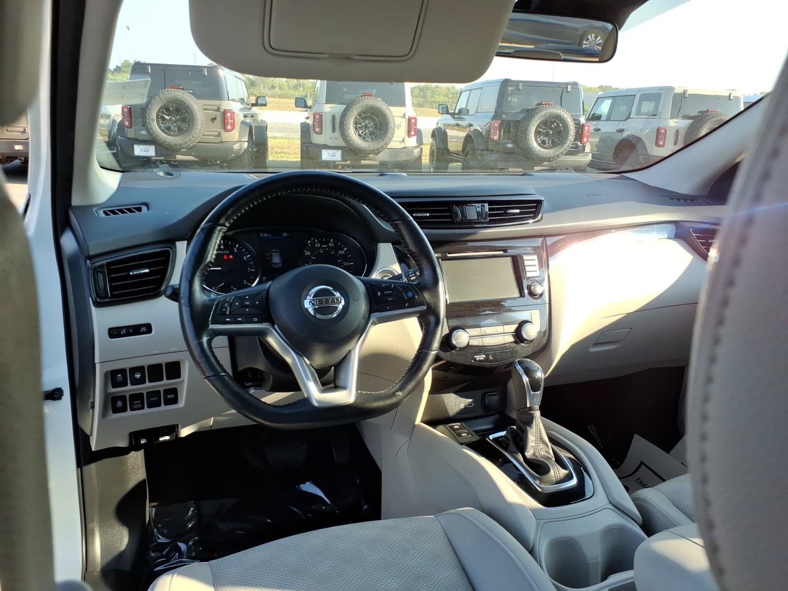 Used 2022 Nissan Rogue Sport SV w/ Technology Package AWD/4WD image 15