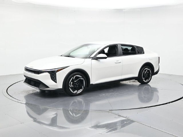 Used 2025 Kia K4 EX FWD image 5