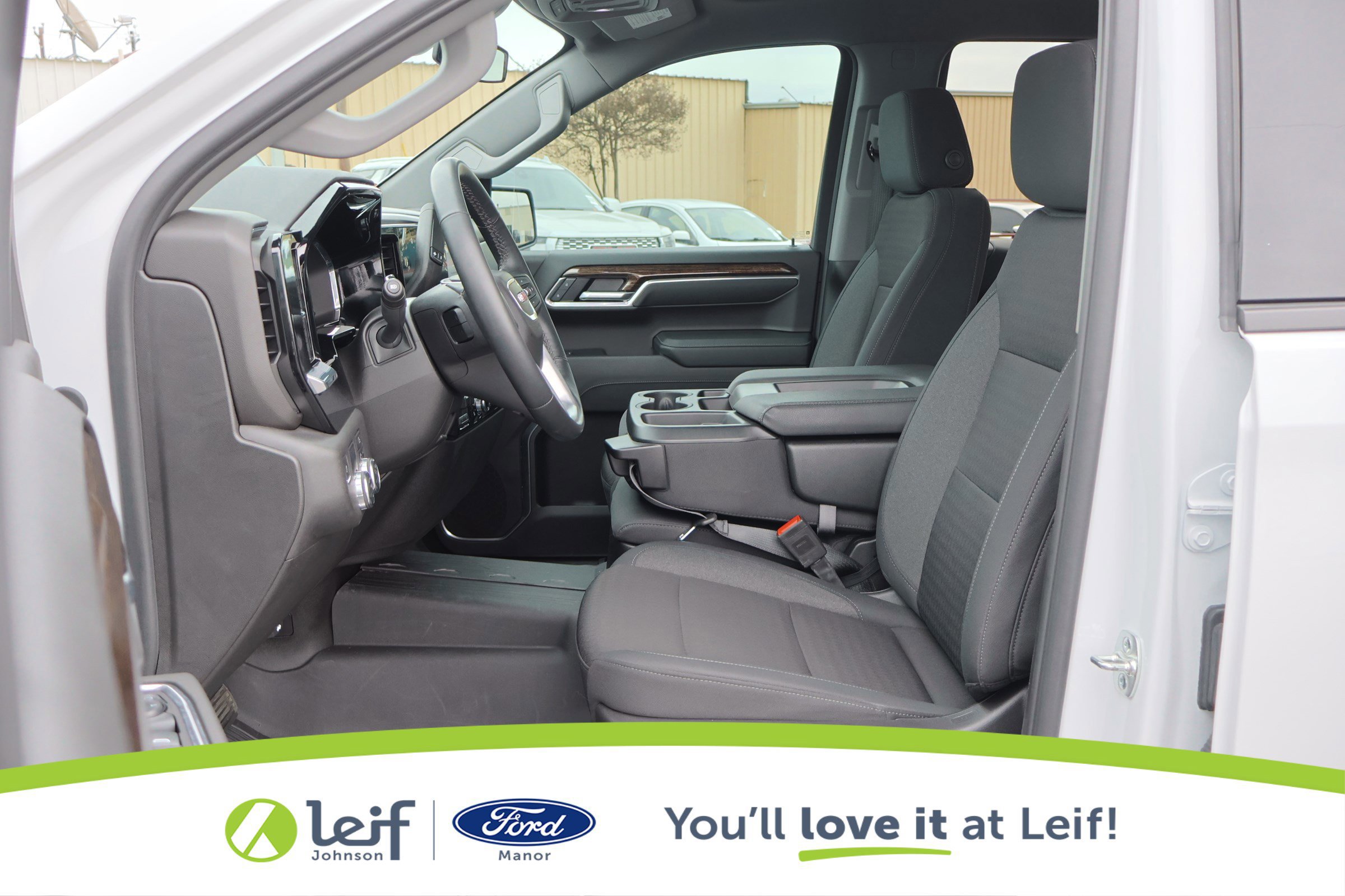 Used 2025 GMC Sierra 1500 Elevation image 11