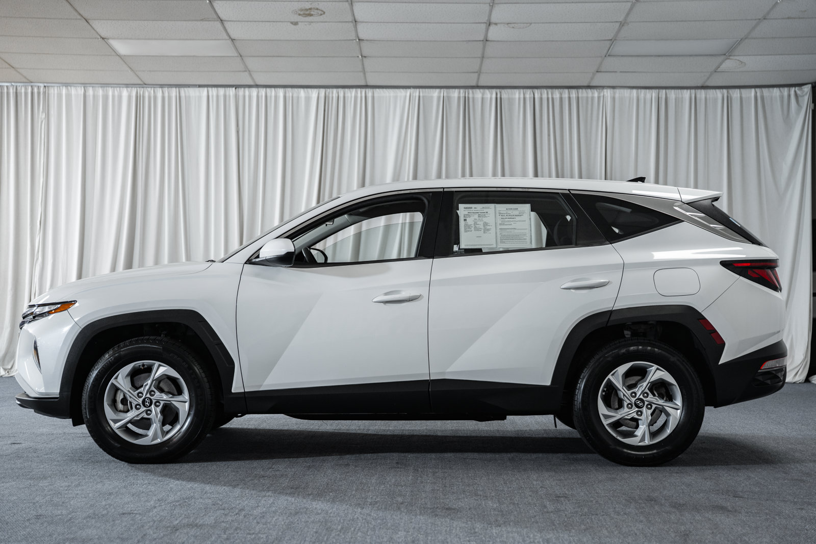 Used 2022 Hyundai Tucson SE AWD/4WD image 5