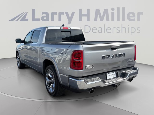 Used 2025 RAM 1500 Limited AWD/4WD image 3