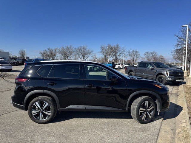 Used 2024 Nissan Rogue SL w/ SL Premium Package image 6