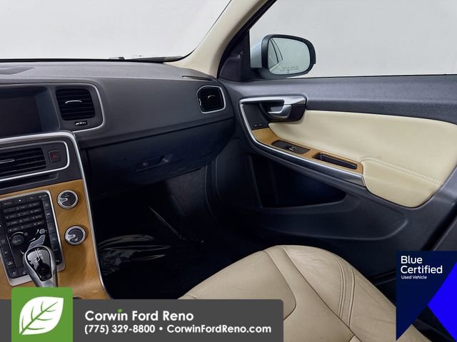 Used 2018 Volvo S60 T5 Inscription Platinum FWD image 29