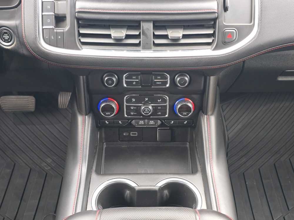 Used 2022 Chevrolet Suburban RST w/ Luxury Package AWD/4WD image 13