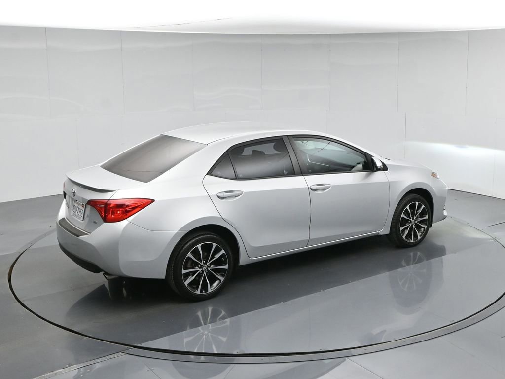 Used 2017 Toyota Corolla SE w/ Carpet Mat Package (TMS) FWD image 12