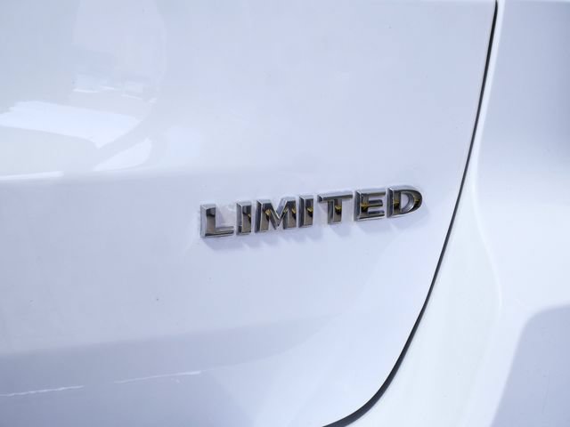 Used 2021 Jeep Grand Cherokee Limited w/ Premium Lighting Group AWD/4WD image 9