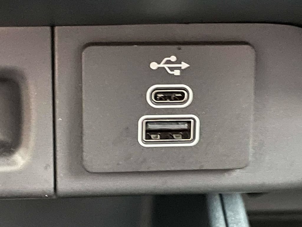 Certified 2026 Ford Maverick Tremor AWD/4WD image 24