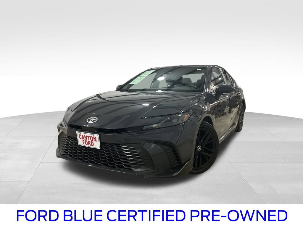 Used 2025 Toyota Camry SE