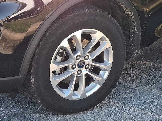 Certified 2022 Ford Escape S AWD/4WD image 4