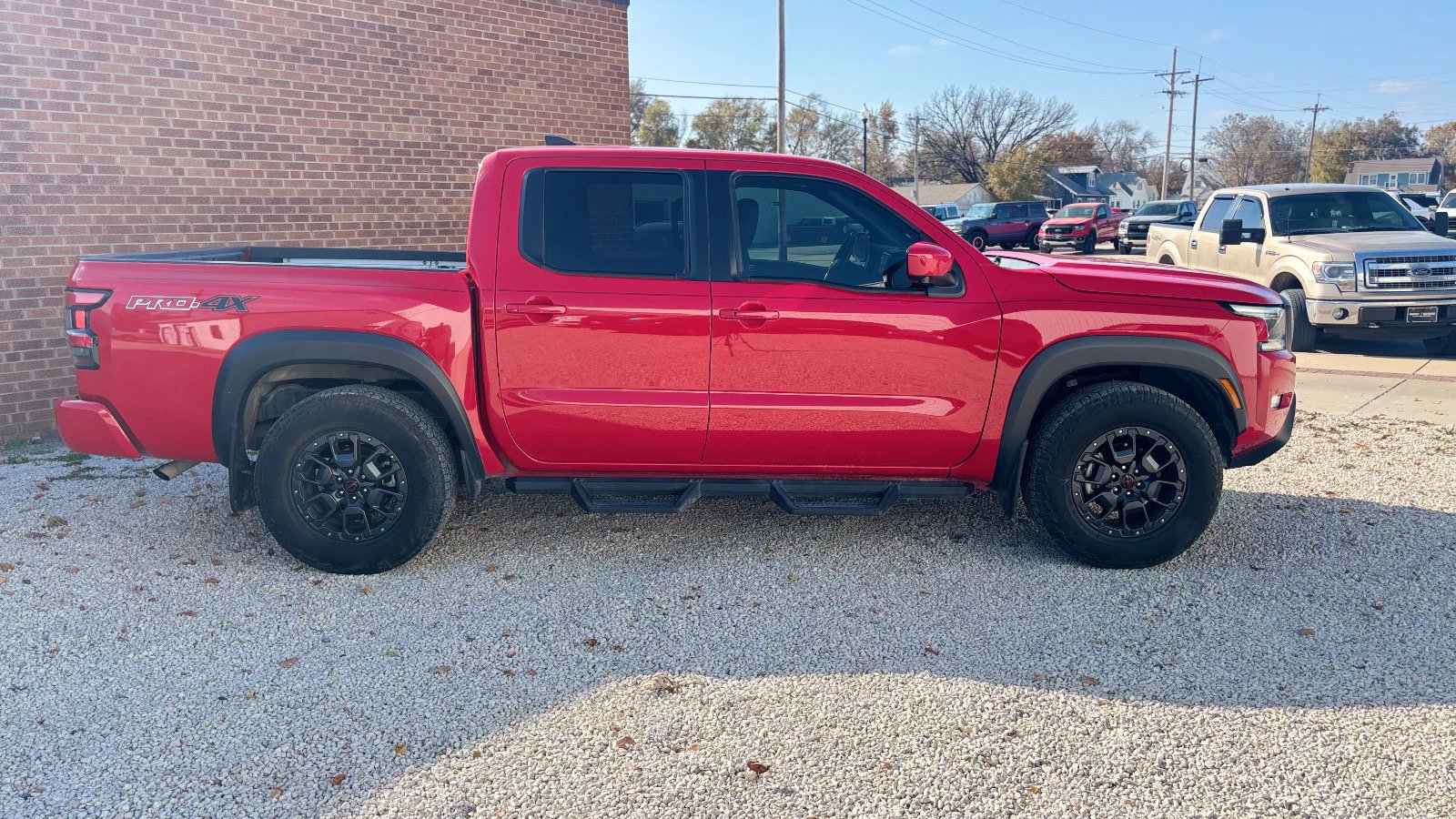 Used 2023 Nissan Frontier PRO-4X w/ Pro-4X Premium Package image 6