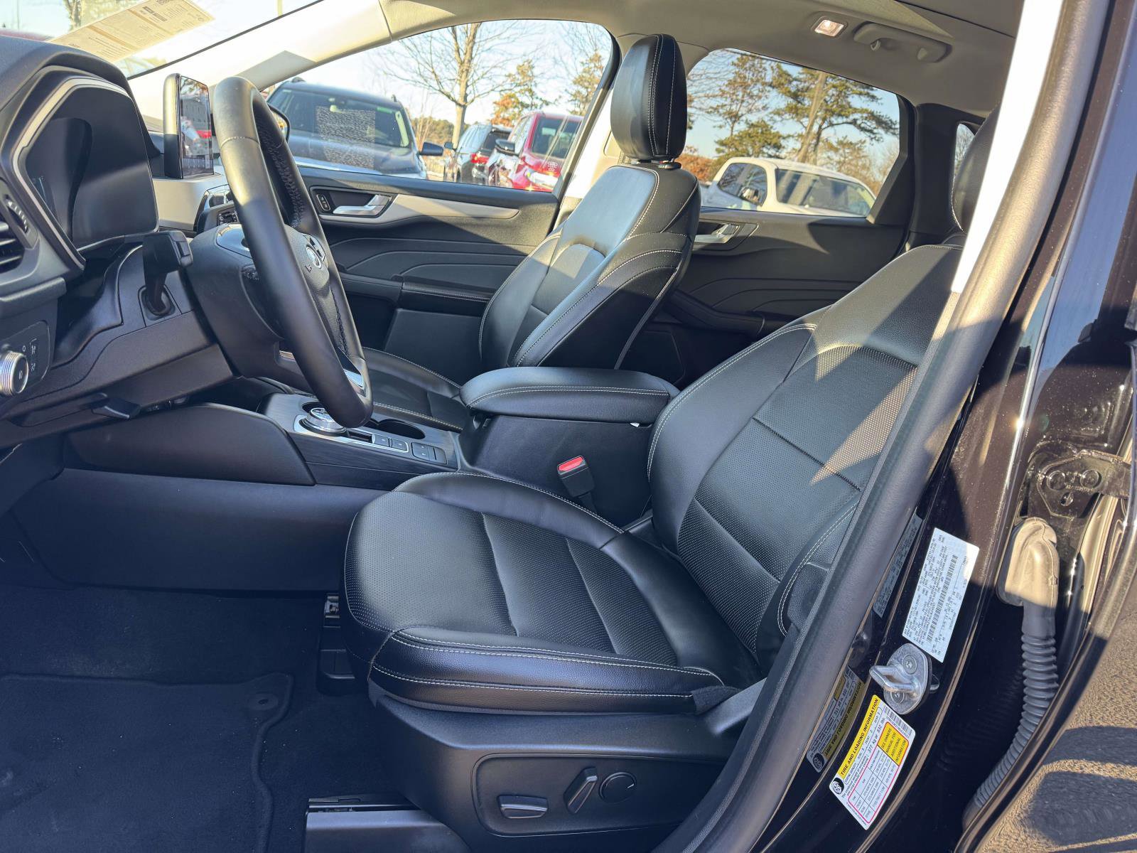 Certified 2022 Ford Escape SEL w/ Technology Package image 14