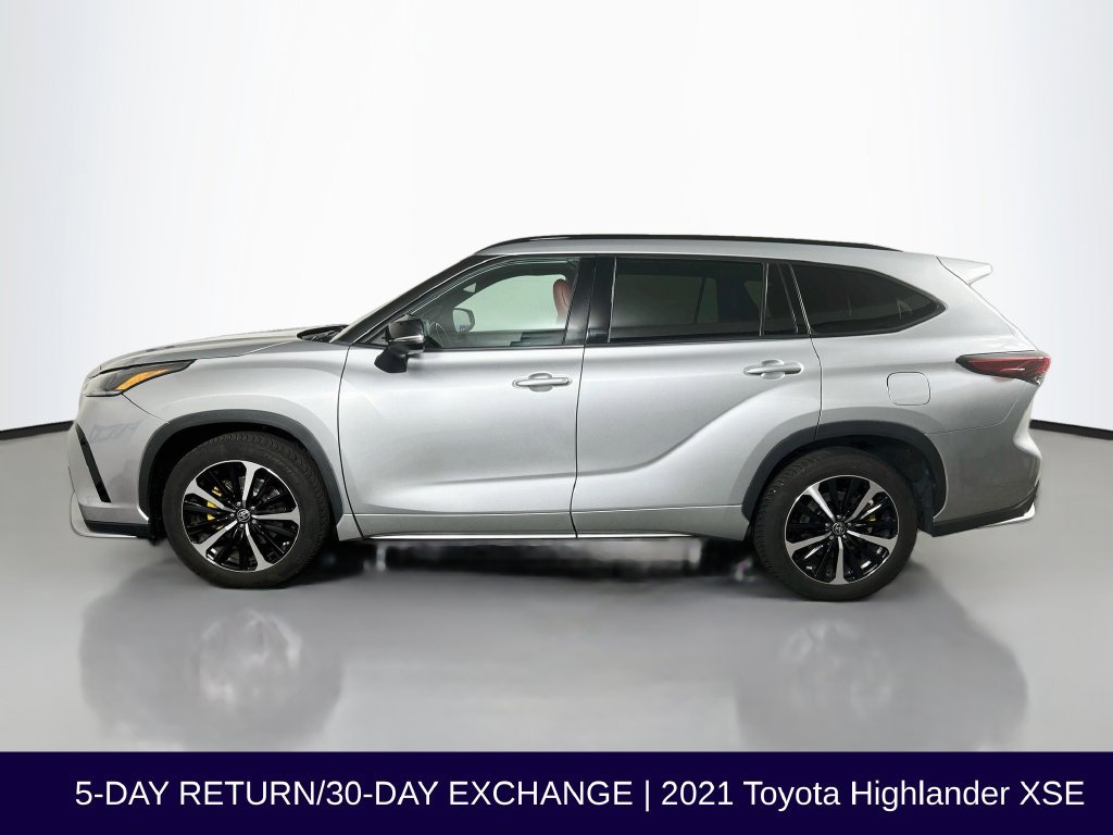 Used 2021 Toyota Highlander XSE AWD/4WD image 5