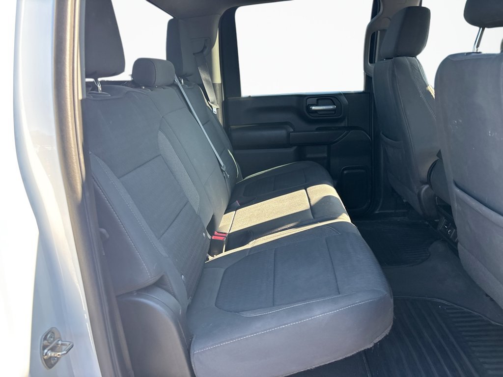 Used 2022 Chevrolet Silverado 2500 LT w/ Convenience Package AWD/4WD image 17
