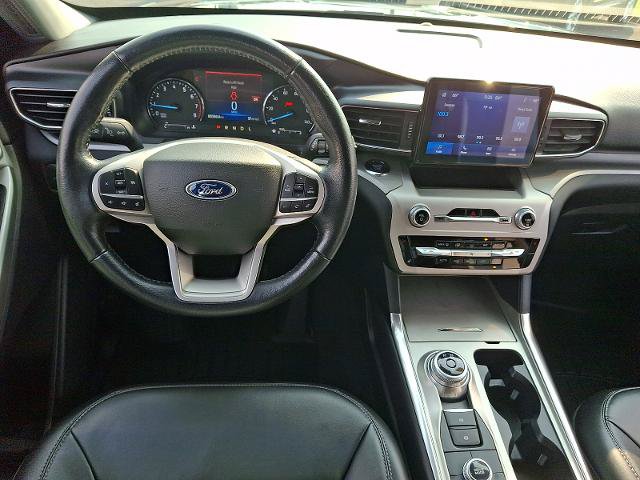 Certified 2022 Ford Explorer XLT w/ Equipment Group 202A AWD/4WD image 12