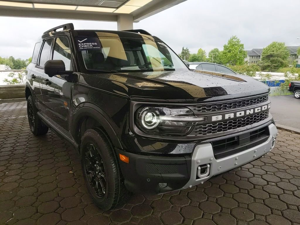 Certified 2025 Ford Bronco Sport Badlands AWD/4WD image 4