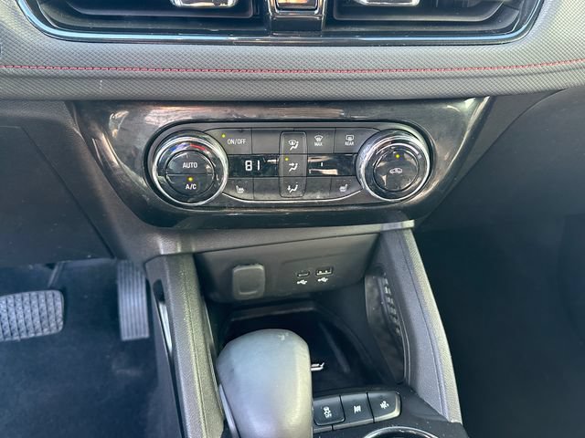 Used 2025 Chevrolet TrailBlazer RS w/ Convenience Package FWD image 20