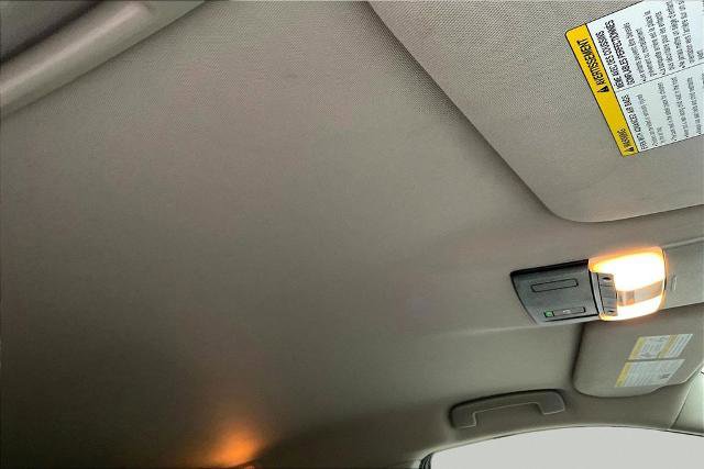 Used 2025 Nissan Pathfinder SV FWD image 27
