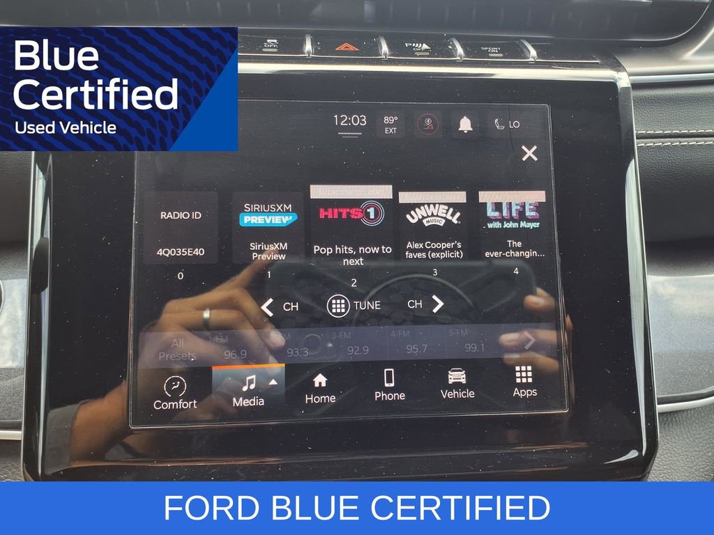 Used 2023 Jeep Grand Cherokee L Laredo RWD image 20