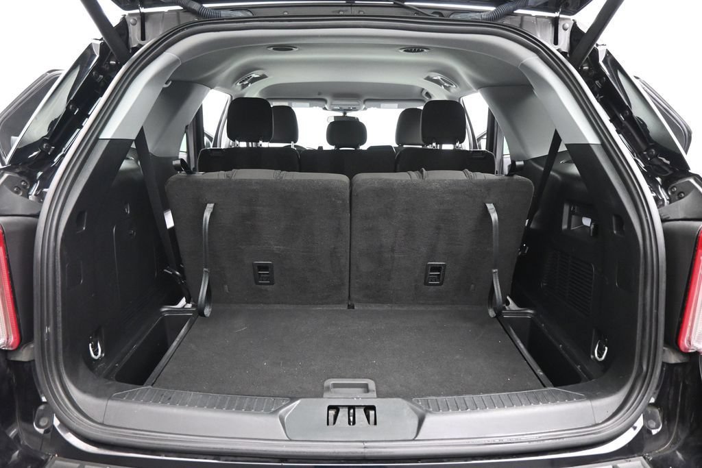 Certified 2023 Ford Explorer XLT RWD image 21
