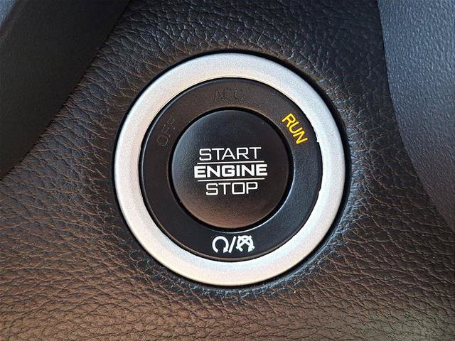 Used 2023 RAM 1500 Laramie AWD/4WD image 17