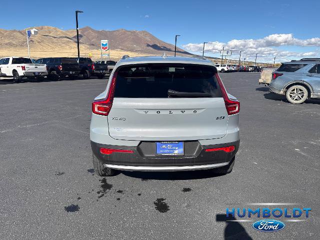 Used 2024 Volvo XC40 B5 Ultimate w/ Protection Package Premier image 6