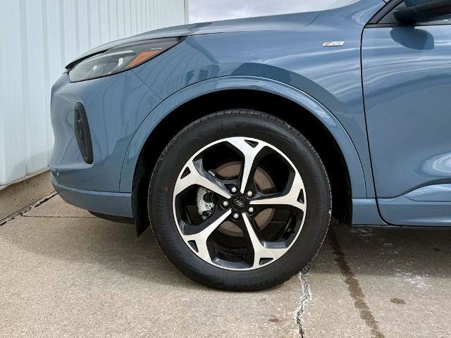 Certified 2025 Ford Escape ST-Line Elite w/ Premium Technology Package image 34