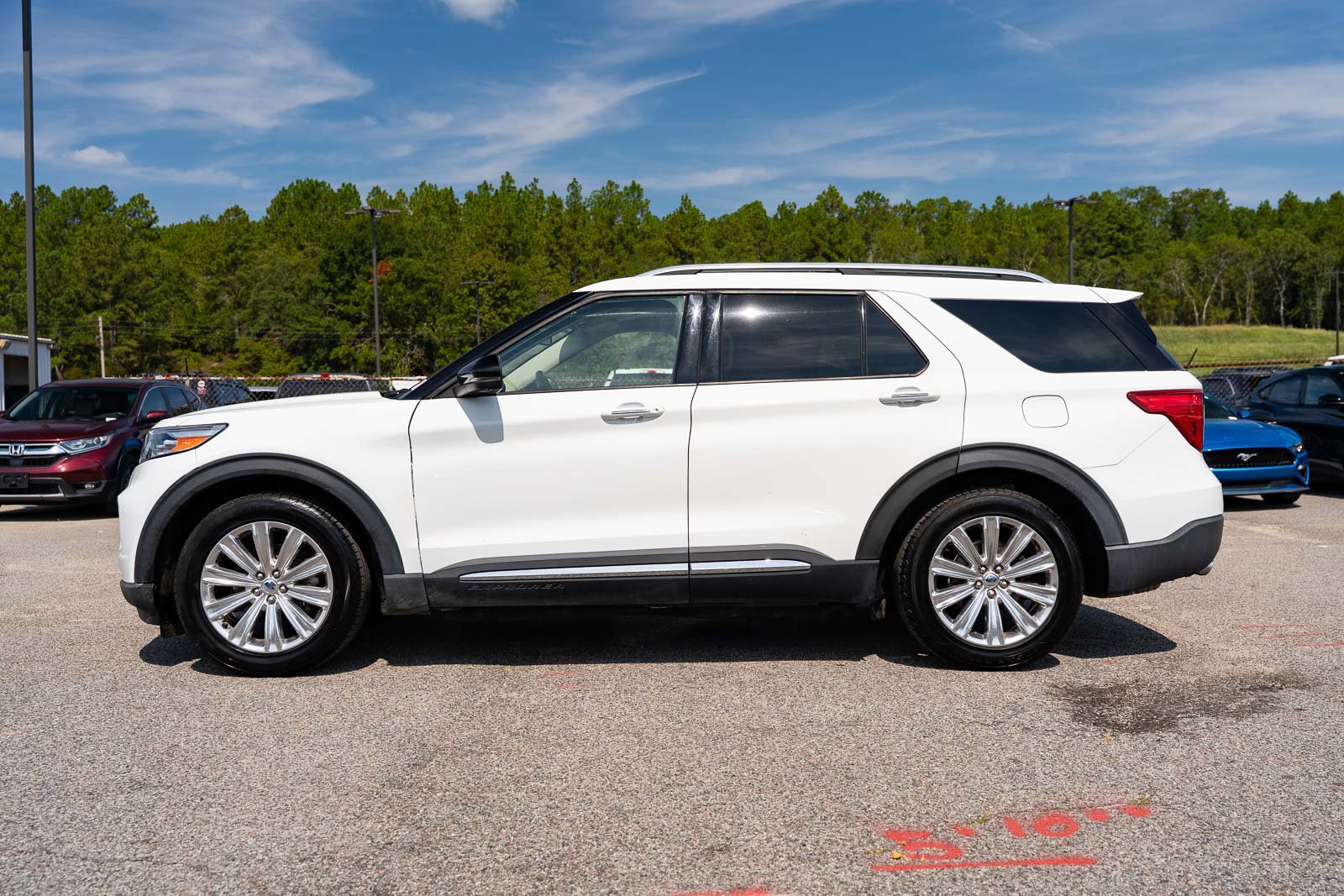 Certified 2020 Ford Explorer Limited RWD image 4