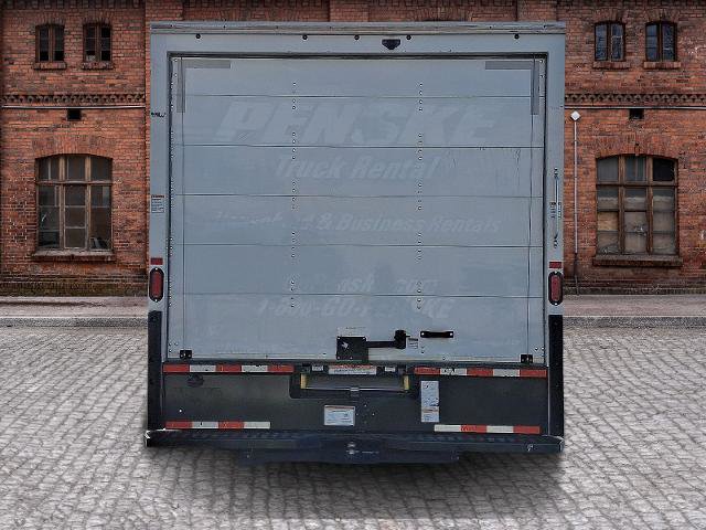 Used 2021 GMC Savana 3500 Extended w/ Power Convenience Package image 5