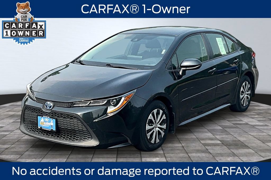 Used 2022 Toyota Corolla LE FWD image 3